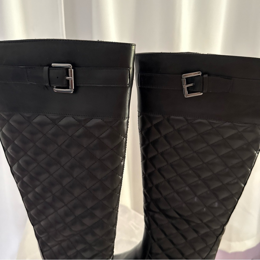 A2 By Aerosoles Black Quilted Boots with Buckle